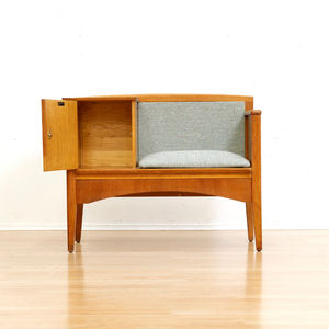 MID CENTURY OAK GOSSIP BENCH BY CHIPPY HEATH