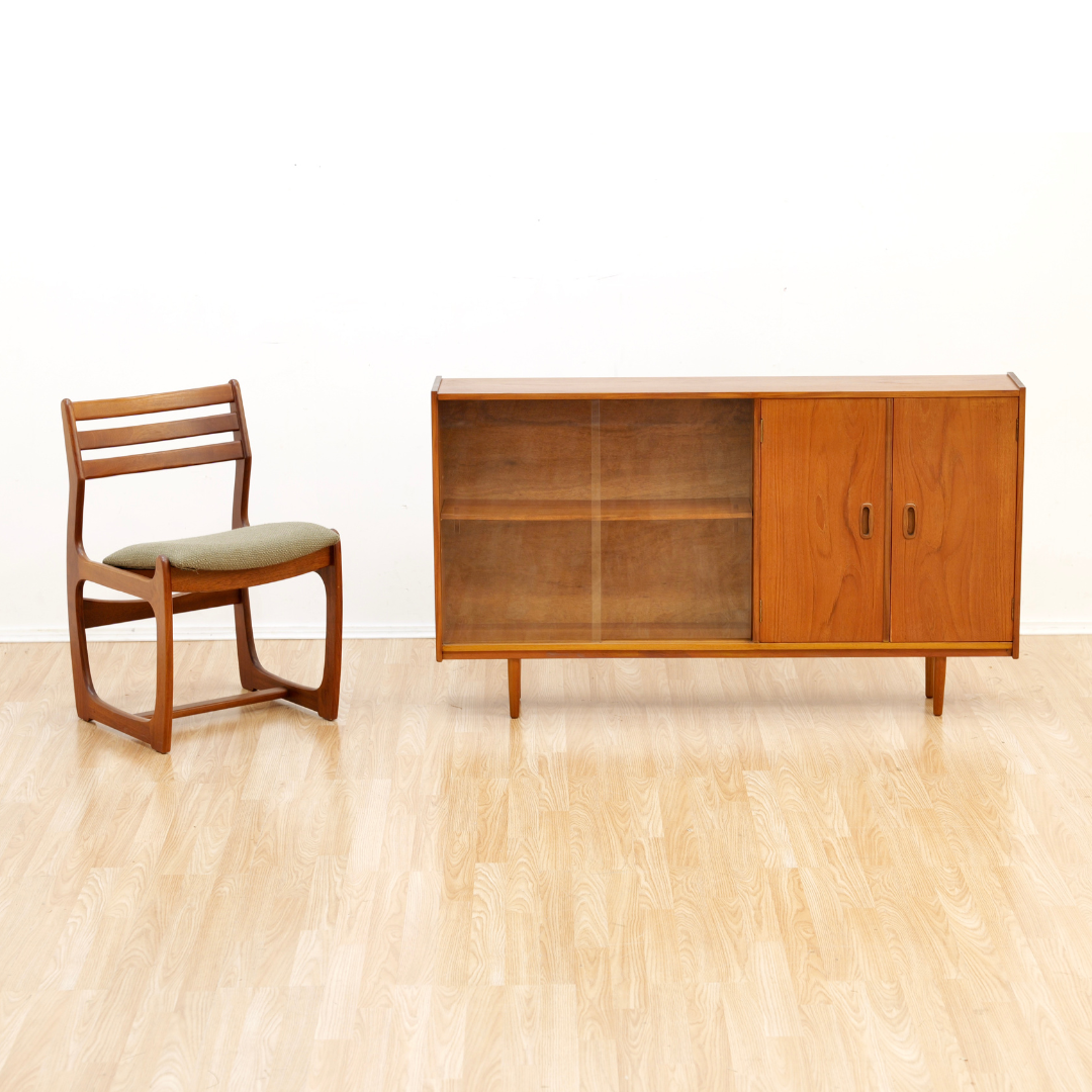 SLIM MID CENTURY DANISH TEAK SIDEBOARD DISPLAY CABINET