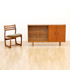 SLIM MID CENTURY DANISH TEAK SIDEBOARD DISPLAY CABINET