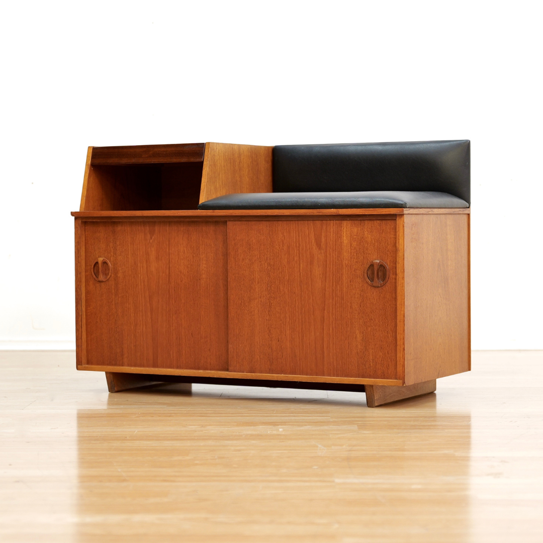 MID CENTURY ENTRYWAY BENCH IN TEAK BY CHIPPY HEATH