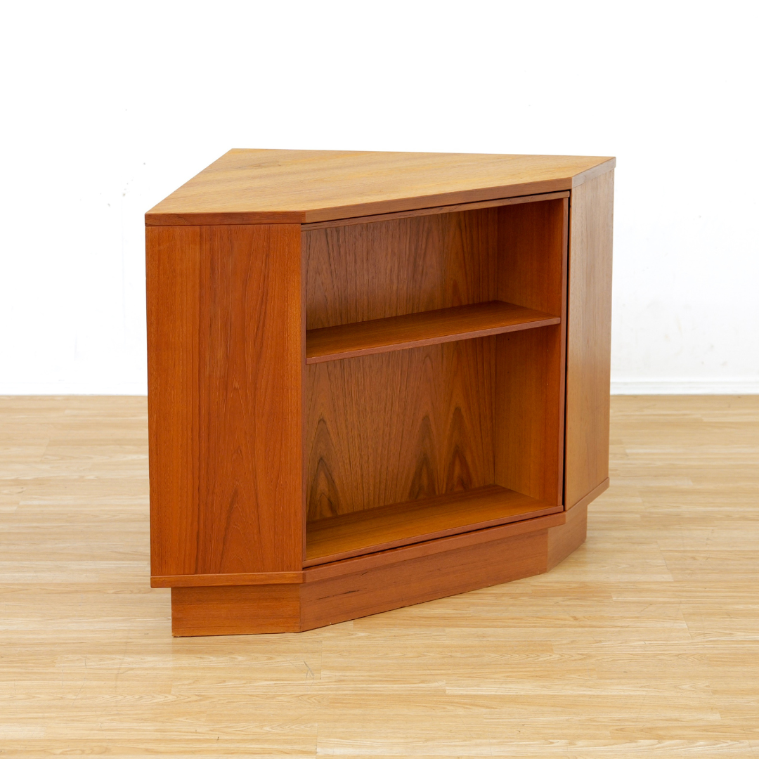 Danish Modern Revolving Corner Bar in Teak by Vildbjerg Mobelfabik ...