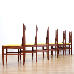 SET OF SIX MID CENTURY DINING CHAIRS IN THE STYLE OF ARNE VODDER