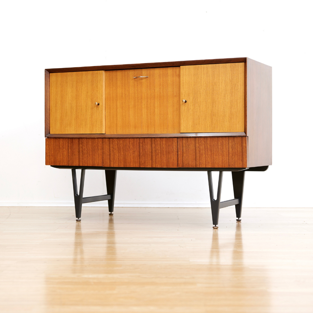 MID CENTURY BUFFET CREDENZA BY BEAUTILITY FURNITURE