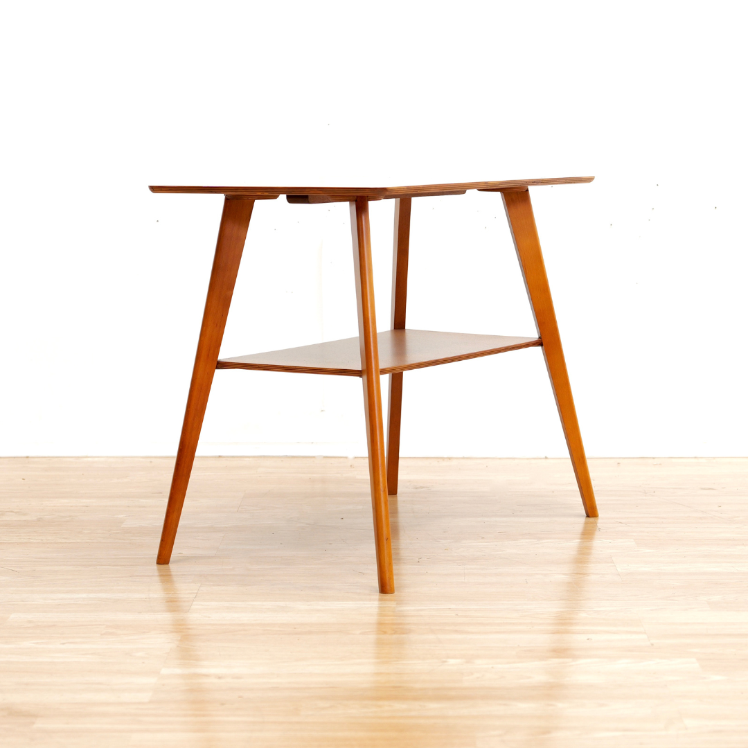 MID CENTURY LIGHT OAK SIDE TABLE