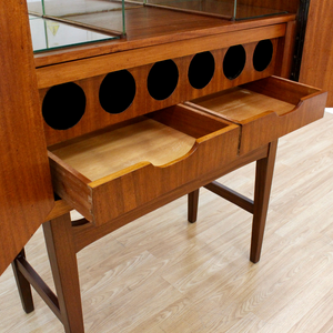 MID CENTURY NORWEGIAN TEAK BAR CABINET BY TORBJØRN AFDAL