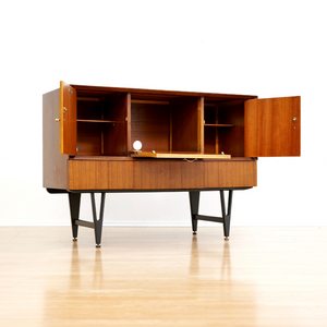 MID CENTURY BUFFET CREDENZA BY BEAUTILITY FURNITURE