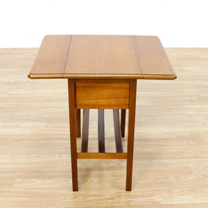 MID CENTURY TEAK SIDE TABLE WITH DRAWER