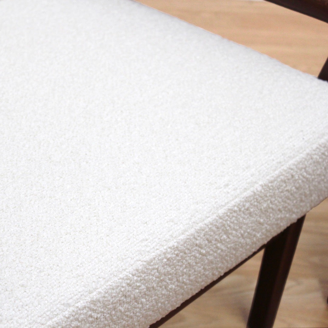 PAIR OF MID CENTURY LOUNGE CHAIRS BY CINTIQUE IN BOUCLE