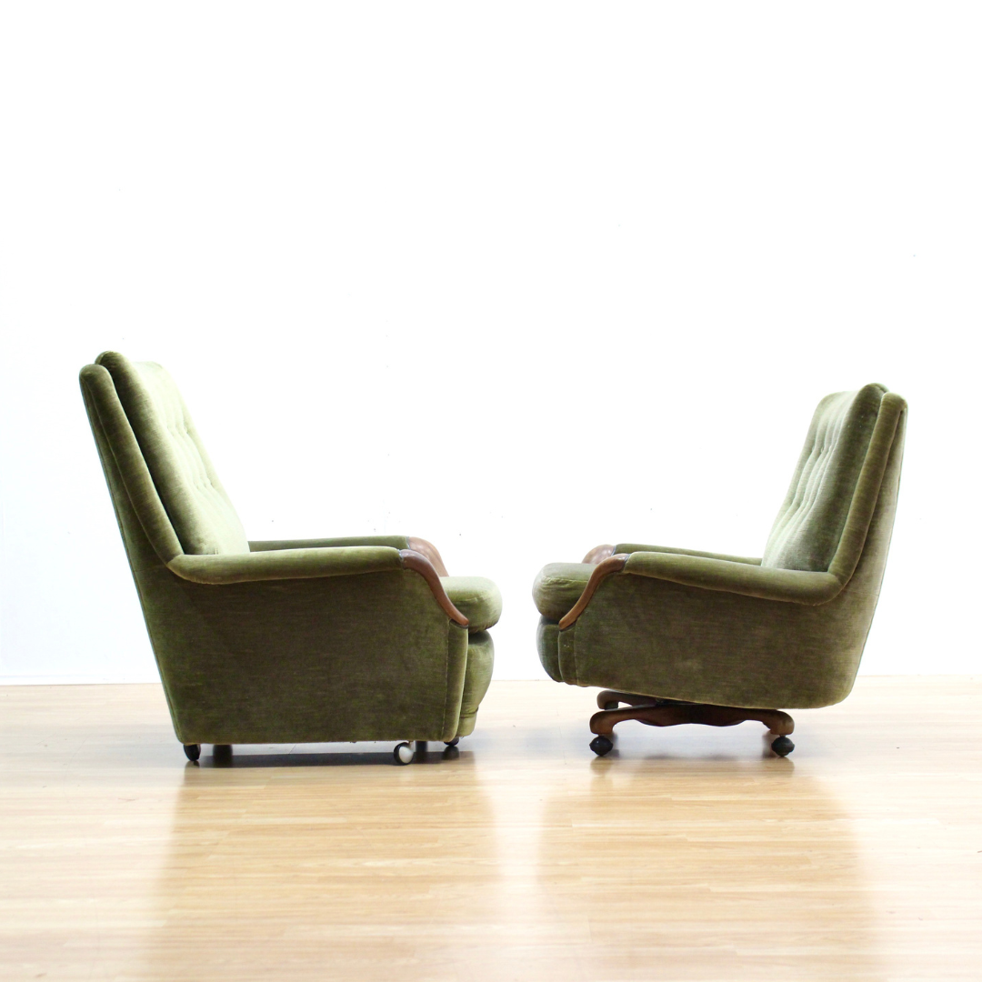 MID CENTURY GREEN VELVET SOFA & CHAIRS BY HEALS OF LONDON