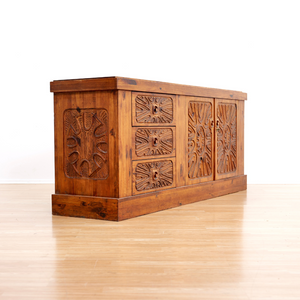 1970S HAND CARVED BRUTALIST DINING SET BY AQUARIUS ENTERPRISES AFRICA