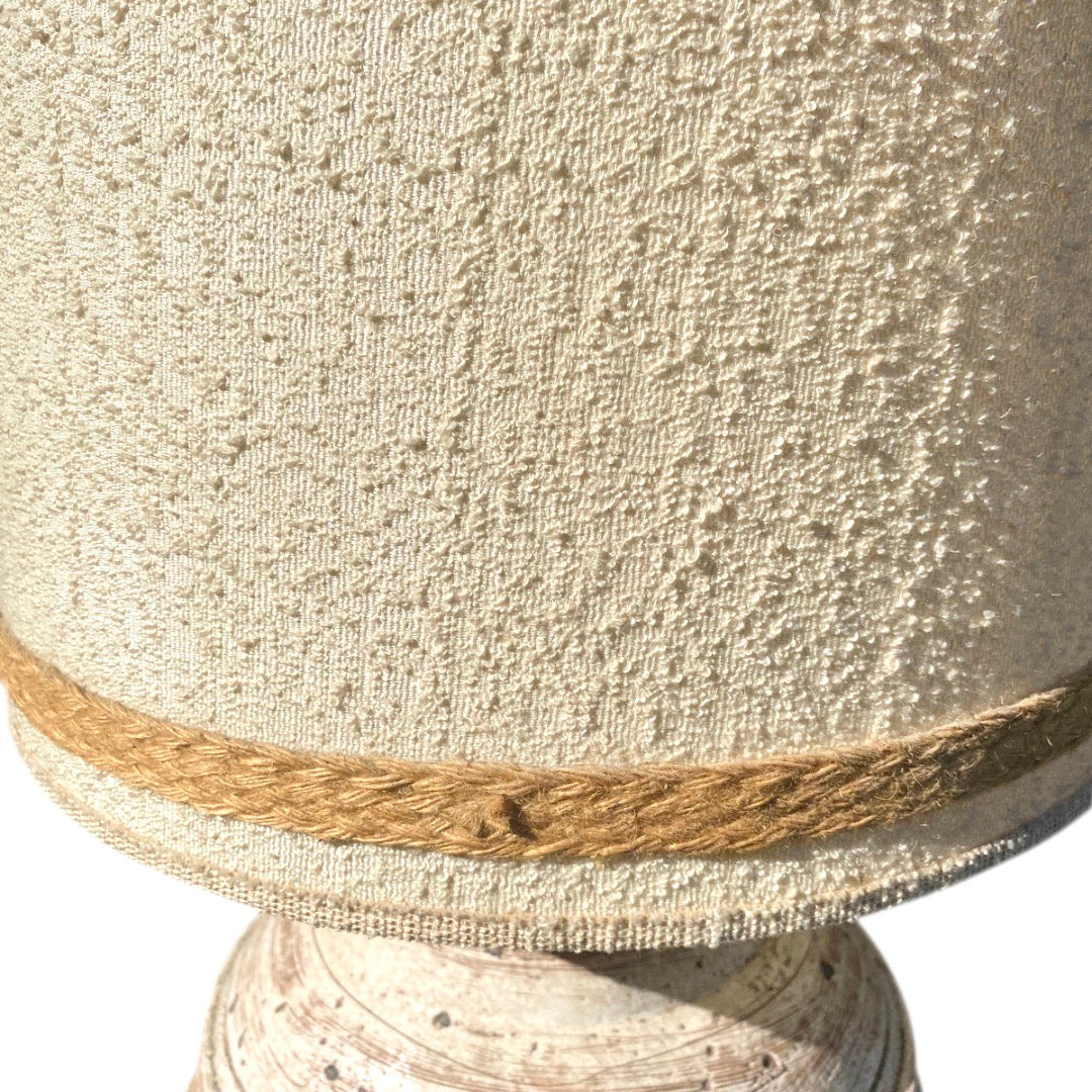 MID CENTURY CERAMIC TABLE LAMP BY TYE OF CALIFORNIA