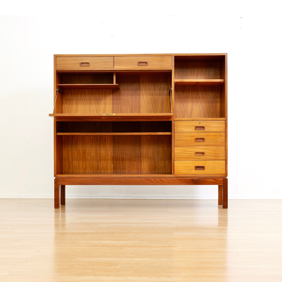 Reserved VINTAGE 1970S MILITARY BOOKCASE BY MANN EGERTON