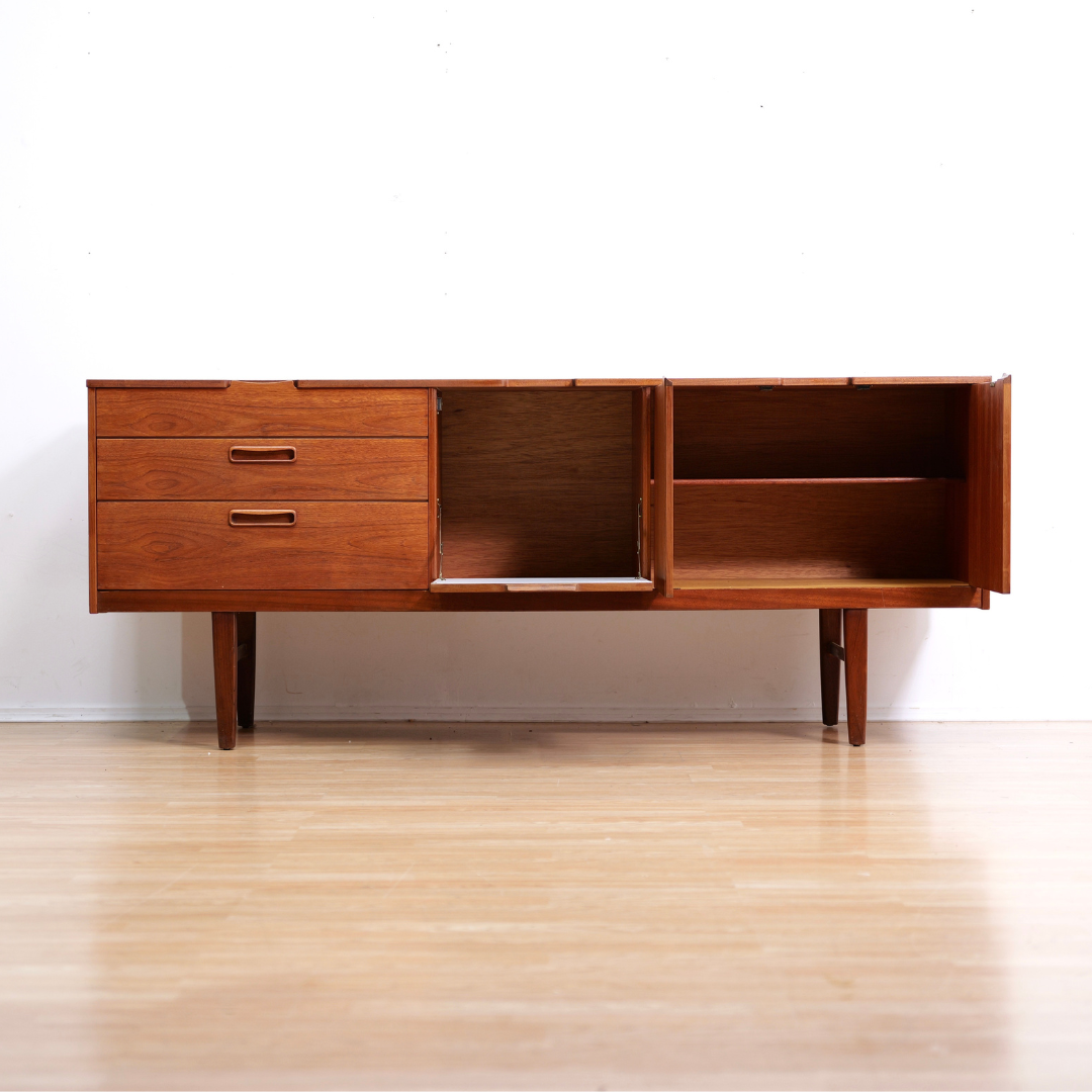 LONG MID CENTURY TEAK CREDENZA BY NATHAN FURNITURE