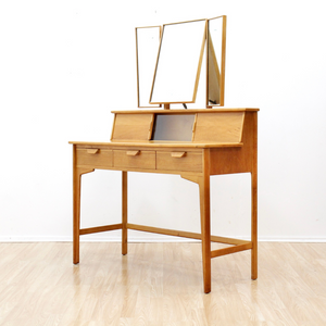 MID CENTURY OAK VANITY BY HEALS OF LONDON