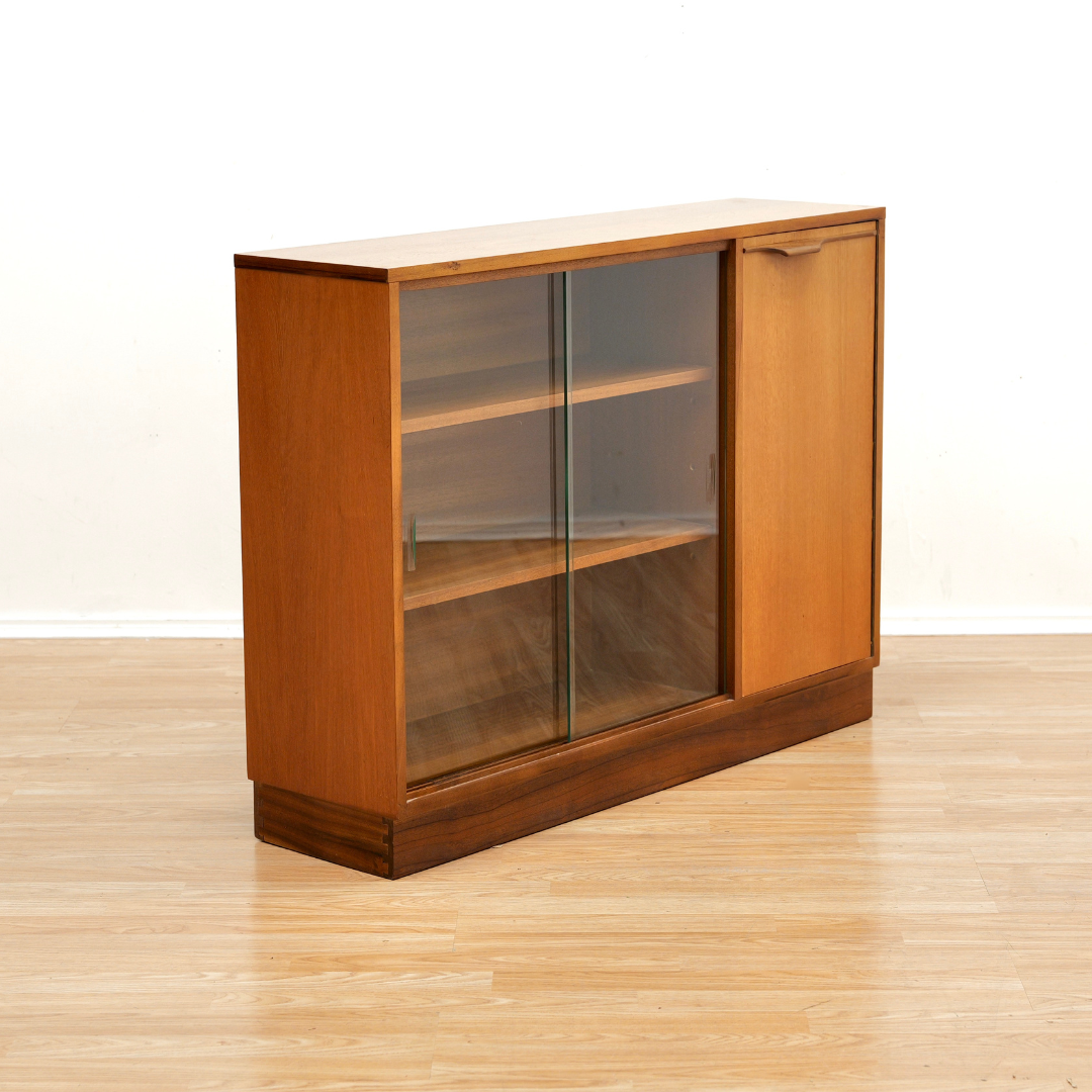 MID CENTURY DANISH TEAK ENTRYWAY DISPLAY CABINET