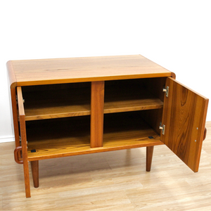 PAIR OF DANISH MODERN TEAK NIGHTSTANDS