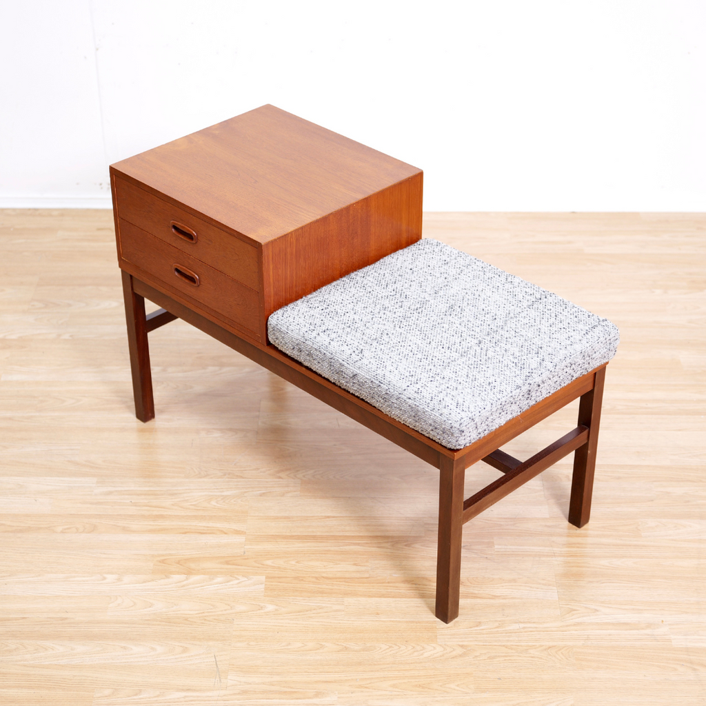 VINTAGE DANISH MODERN TEAK ENTRYWAY GOSSIP BENCH