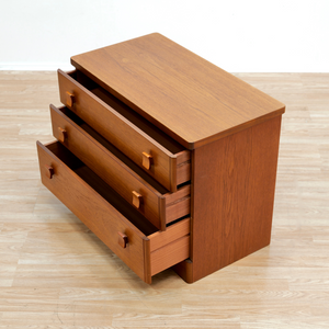 MID CENTURY TEAK NIGHTSTAND DRESSER BY STAG FURNITURE