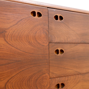 MID CENTURY ROSEWOOD CREDENZA BY ROBERT HERITAGE FOR ARCHIE SHINE