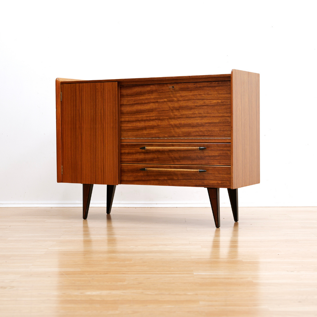 MID CENTURY CREDENZA BY LEBUS FURNITURE