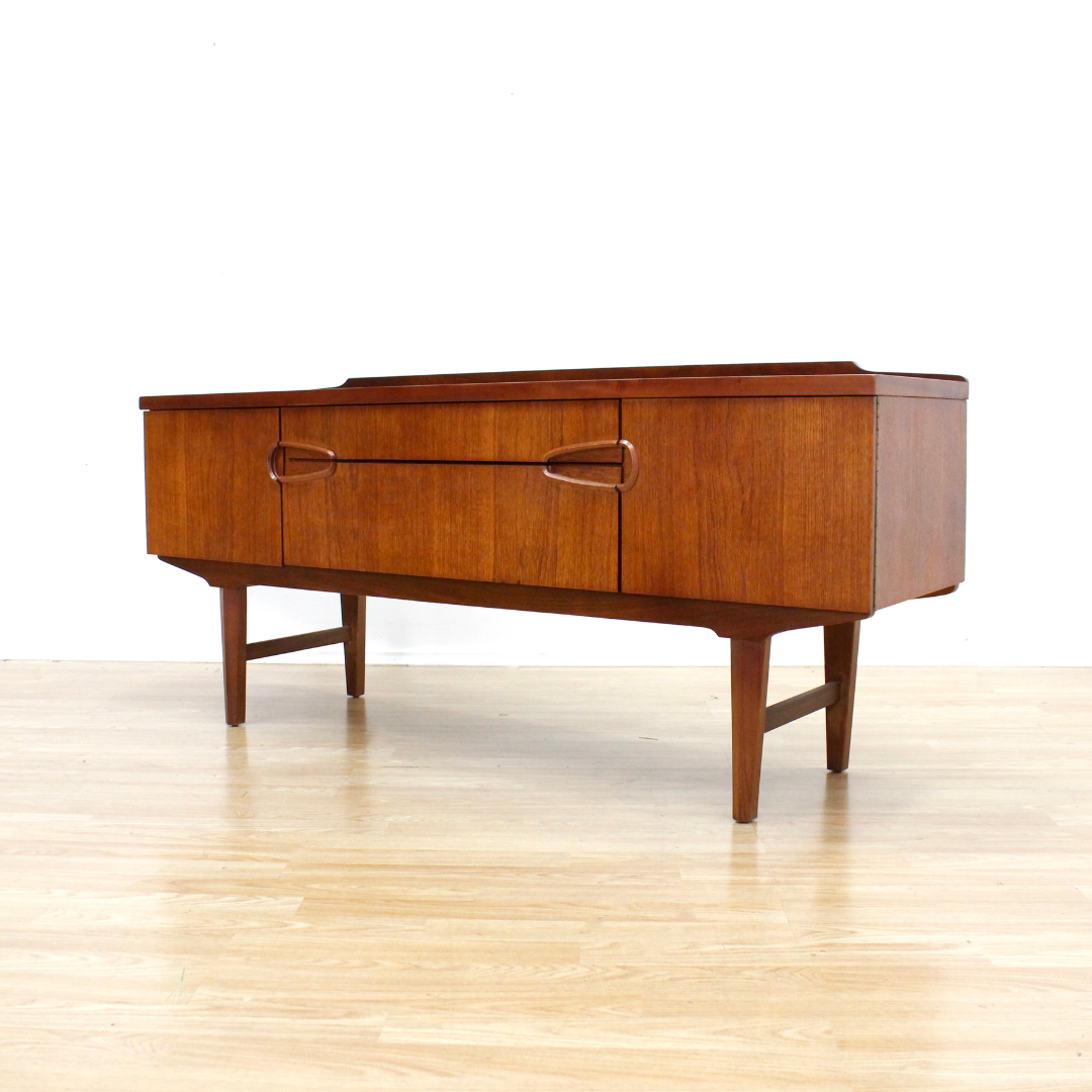 MID CENTURY SIX DRAWER TEAK CREDENZA DRESSER BY REMPLOY