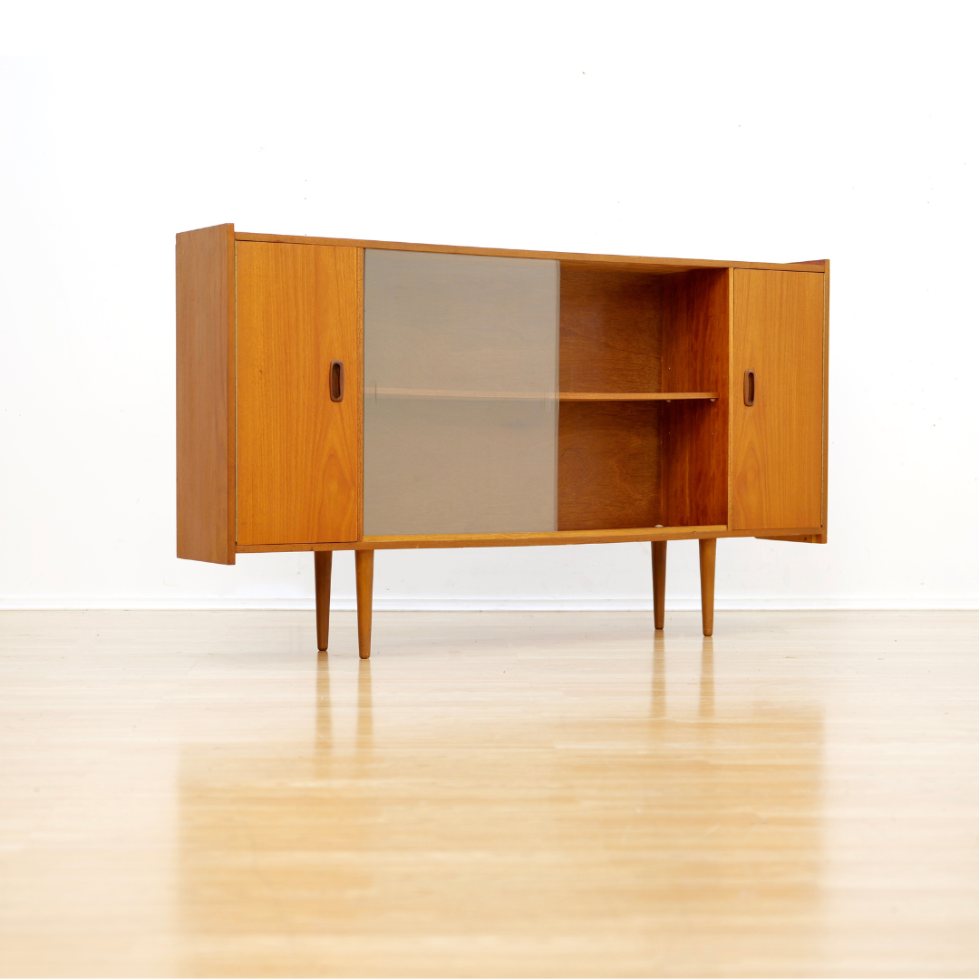 SLIM MID CENTURY TEAK CHINA DISPLAY CABINET SIDEBOARD