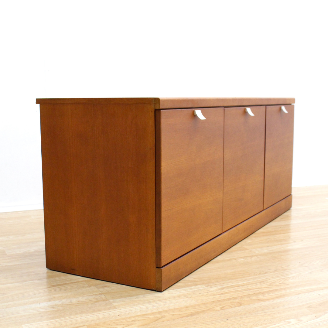 MID CENTURY LOW TEAK CREDENZA BY WHITE & NEWTON