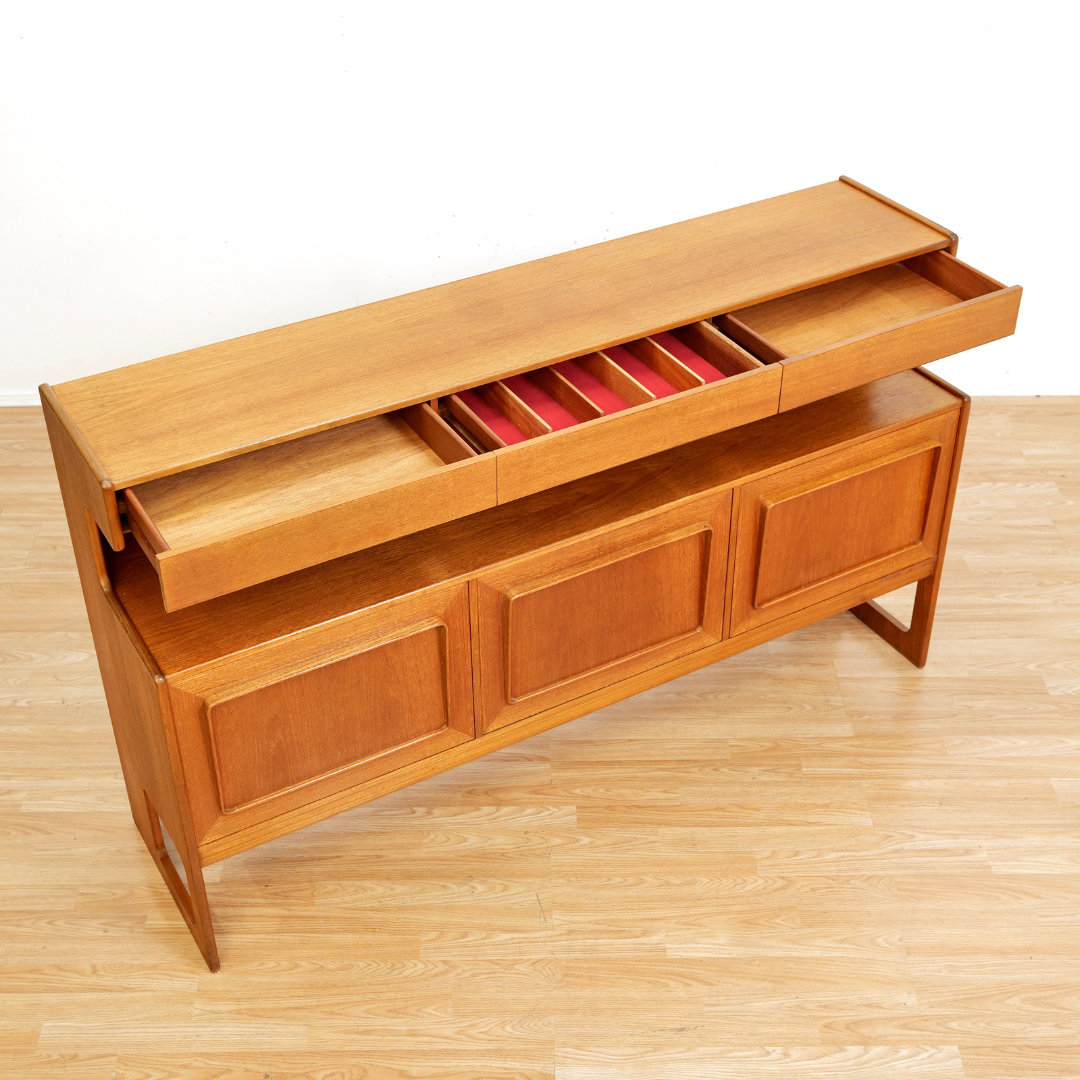 MID CENTURY HUTCH CREDENZA BY MCINTOSH OF KIRKCALDY
