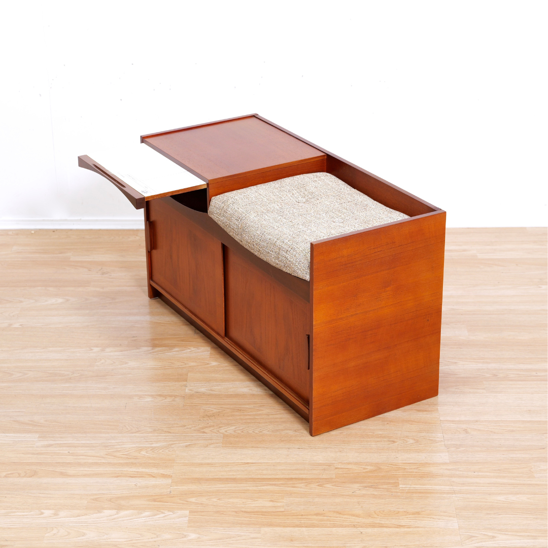 MID CENTURY ENTRYWAY BENCH IN TEAK BY CHIPPY HEATH