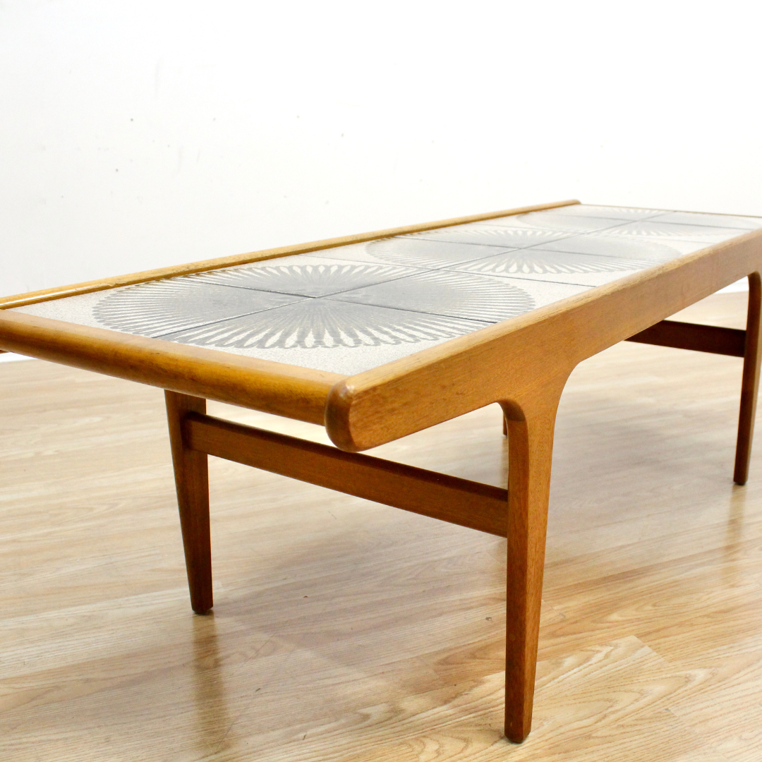 MID CENTURY TEAK & TILE COFFEE TABLE