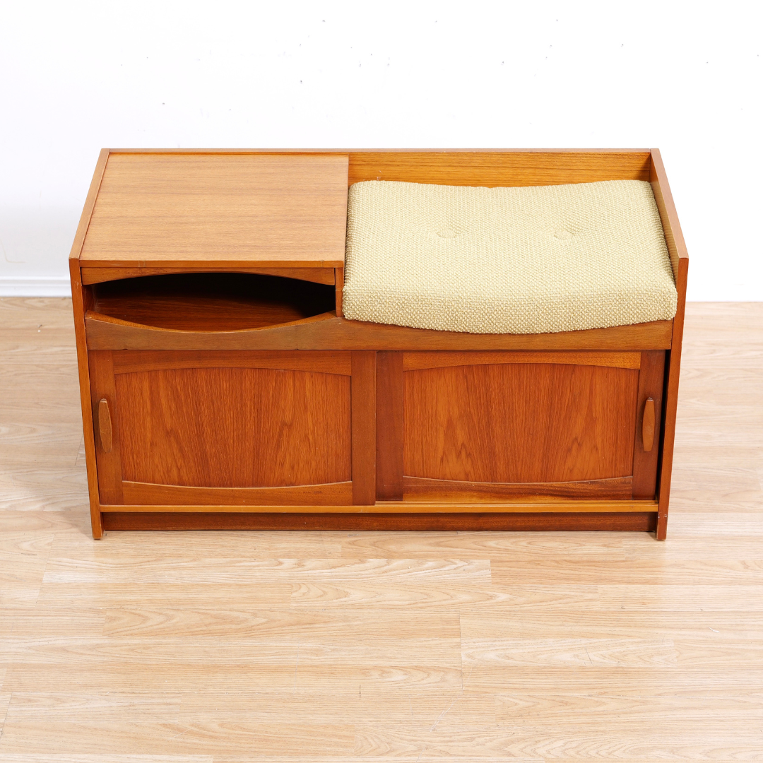 MID CENTURY ENTRYWAY BENCH IN TEAK BY CHIPPY HEATH