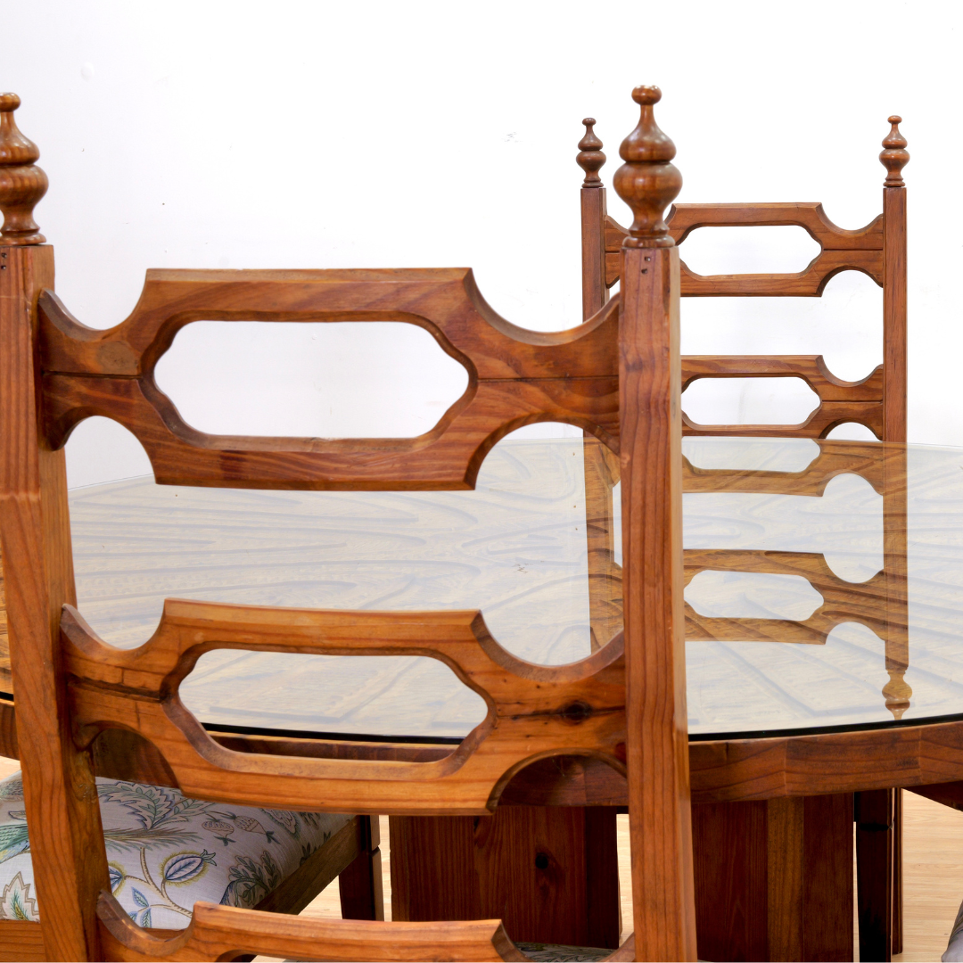 1970S HAND CARVED BRUTALIST DINING SET BY AQUARIUS ENTERPRISES AFRICA