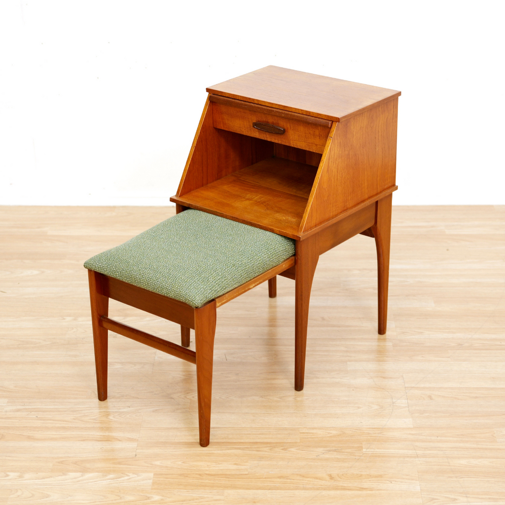 MID CENTURY ENTRYWAY SIDE TABLE BY CHIPPY HEATH