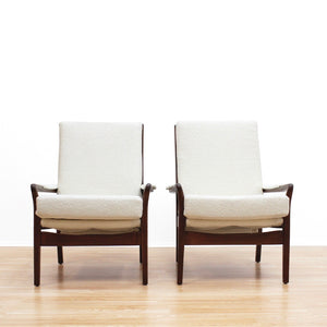 PAIR OF MID CENTURY LOUNGE CHAIRS BY CINTIQUE IN BOUCLE
