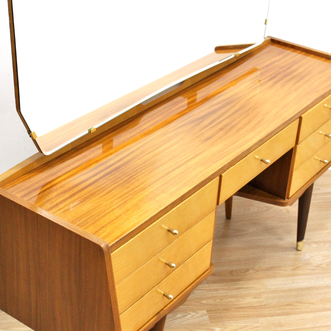 VINTAGE ITALIAN MARINO VANITY LACQUERED MAPLE & SYCAMORE