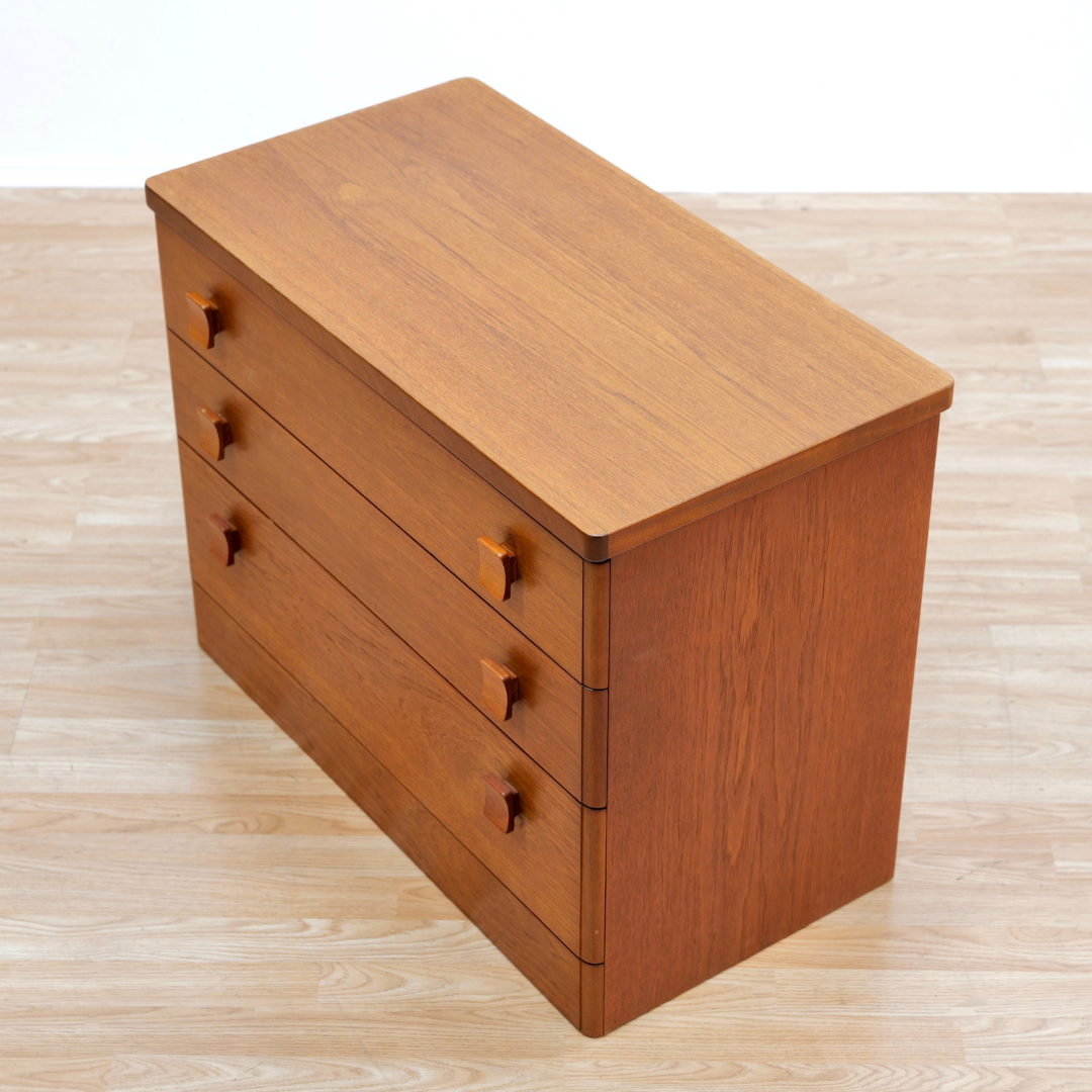 MID CENTURY TEAK NIGHTSTAND DRESSER BY STAG FURNITURE