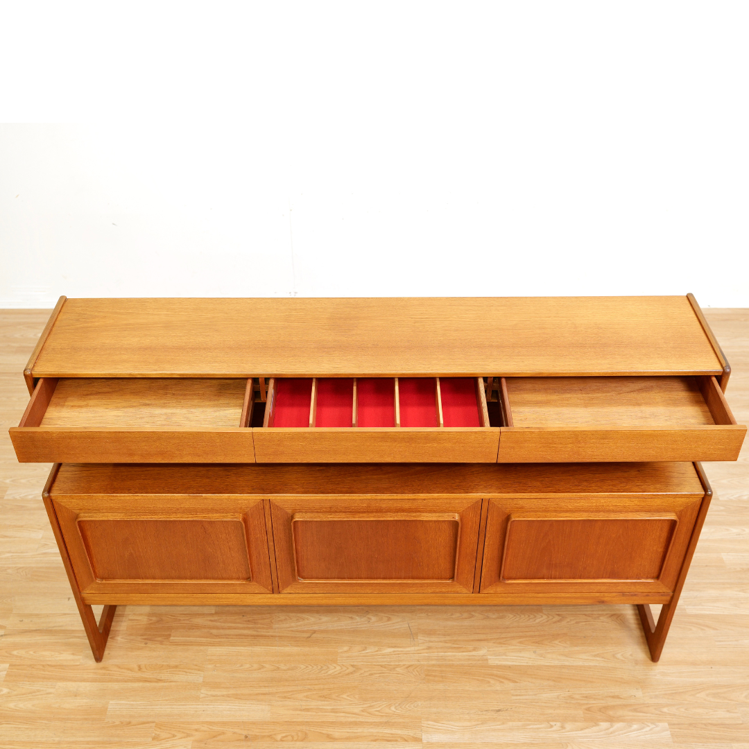 MID CENTURY HUTCH CREDENZA BY MCINTOSH OF KIRKCALDY
