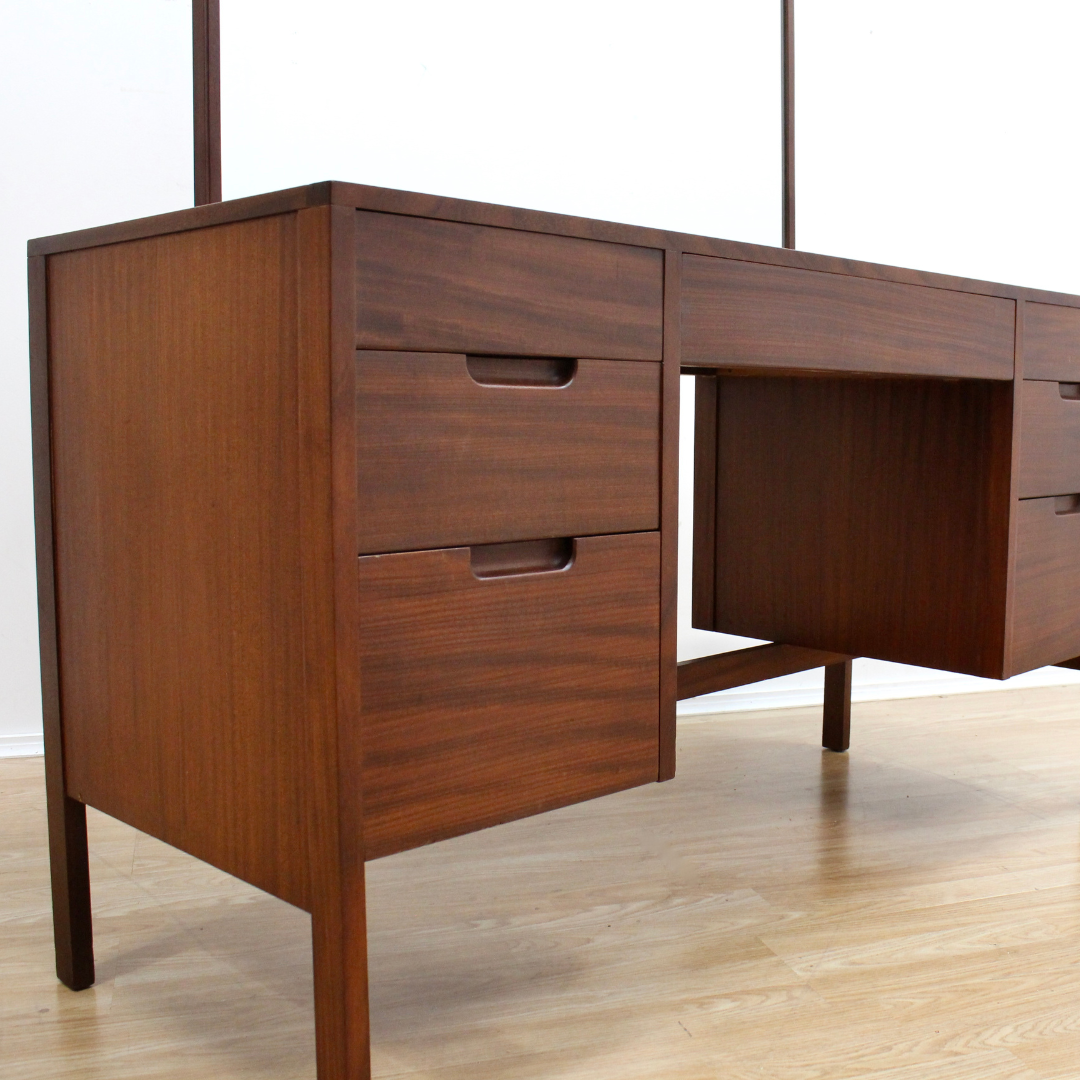 MID CENTURY VANITY BY ROBERT HERITAGE FOR ARCHIE SHINE