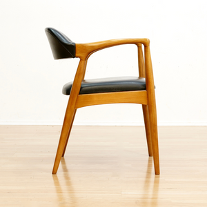 MID CENTURY ENGLISH DESK CHAIR IN OAK