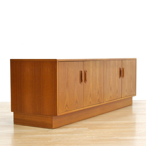 MID CENTURY LOW TEAK CREDENZA BY G PLAN