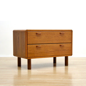 MID CENTURY DANISH TEAK DRESSER NIGHTSTAND