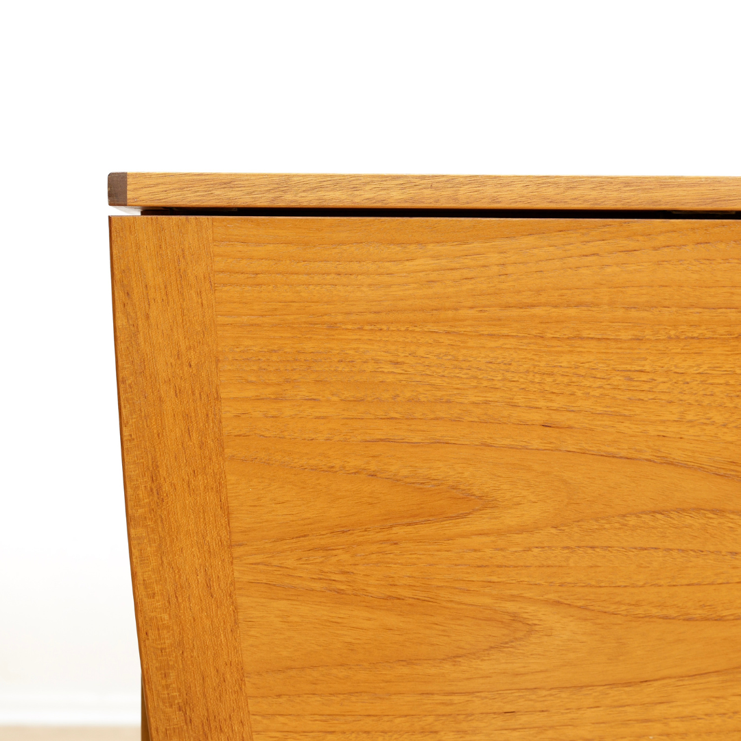 MID CENTURY TEAK DROP LEAF DINING TABLE