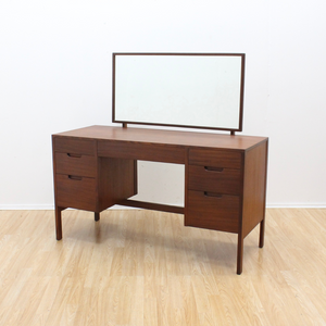 MID CENTURY VANITY BY ROBERT HERITAGE FOR ARCHIE SHINE