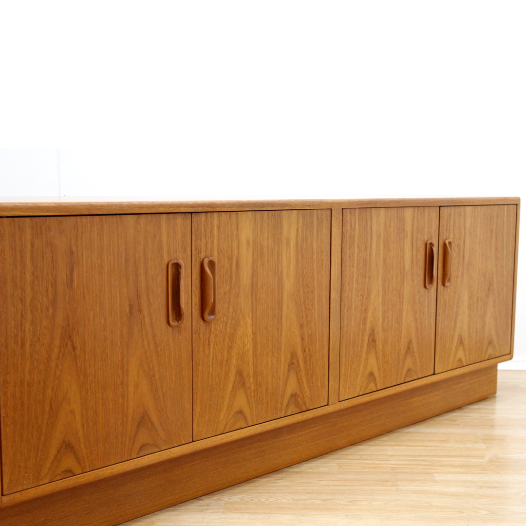 MID CENTURY LOW TEAK CREDENZA BY G PLAN