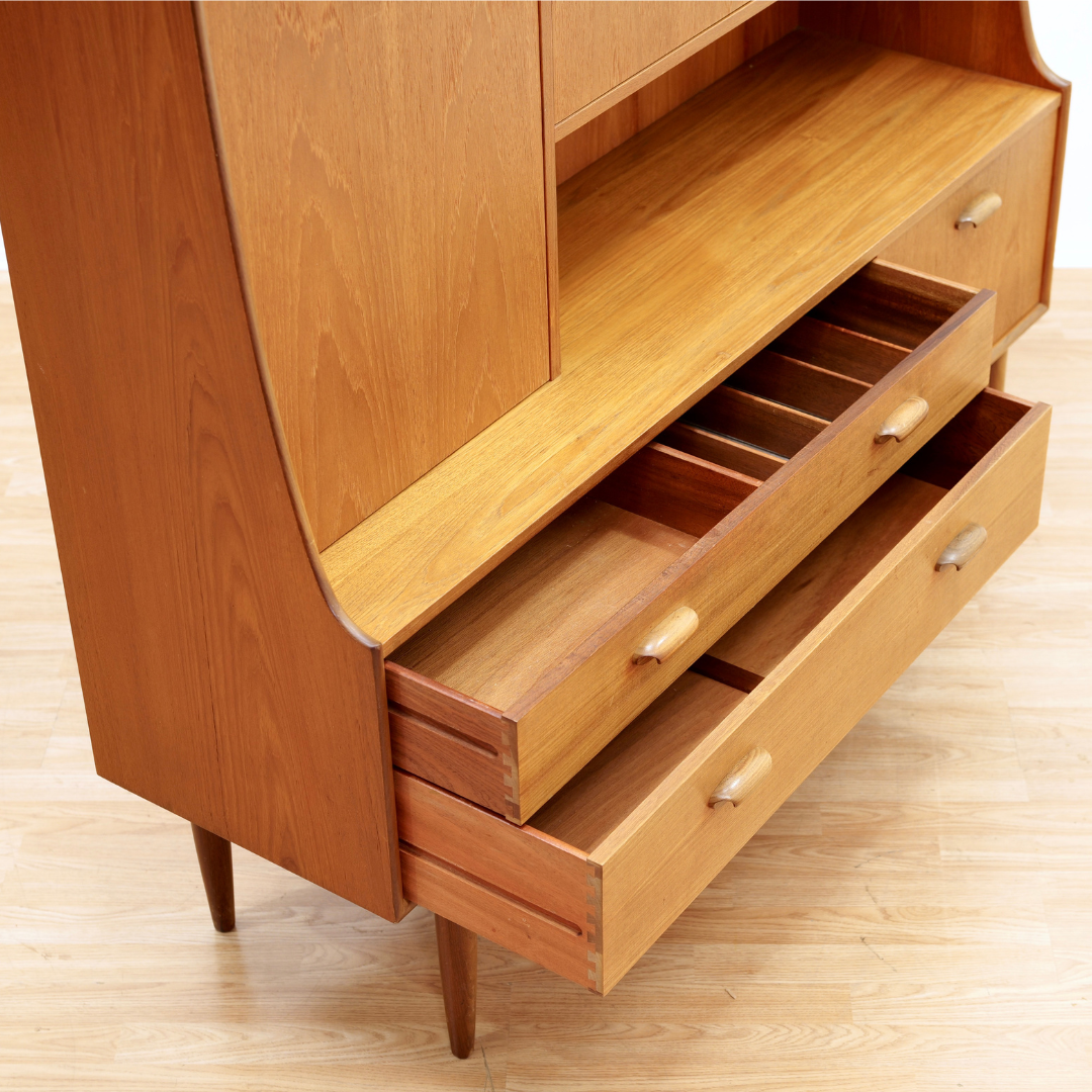 MID CENTURY DANISH RANGE TEAK CREDENZA BUFFET BY G PLAN