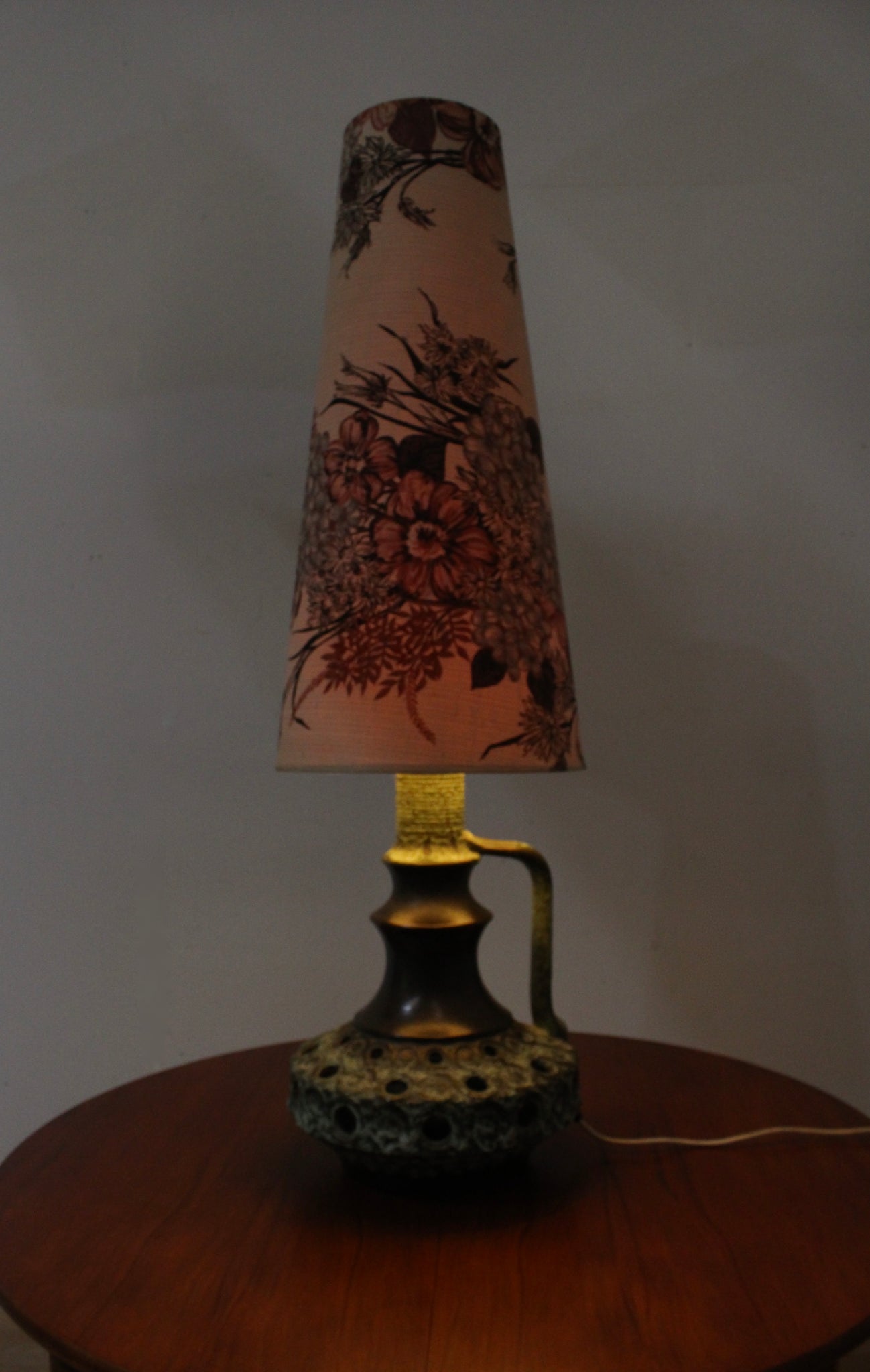 LARGE VINTAGE WEST GERMAN FAT LAVA LAMP