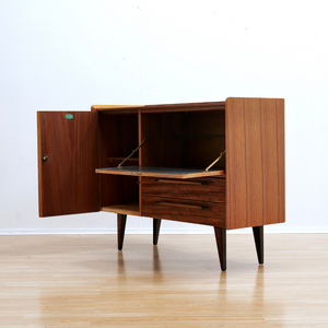 MID CENTURY CREDENZA BY LEBUS FURNITURE