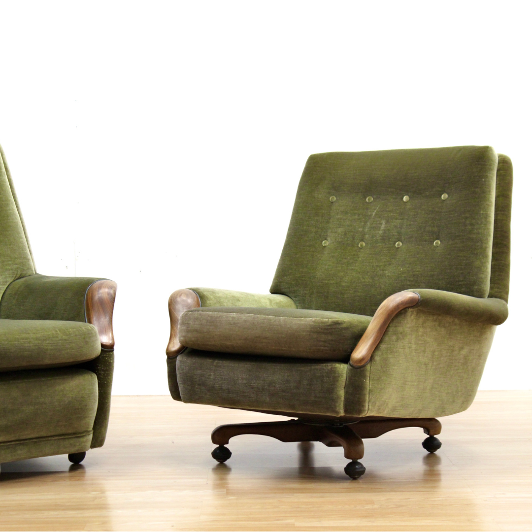 MID CENTURY GREEN DRAYLON SOFA & CHAIRS BY HEALS OF LONDON