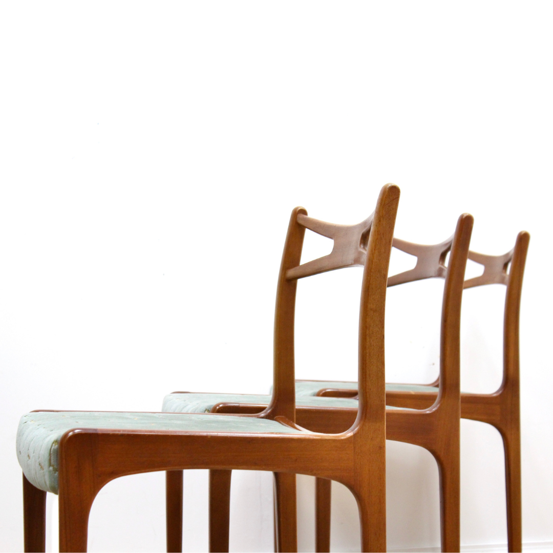 SET OF SIX MID CENTURY DINING CHAIRS BY NATHAN FURNITURE