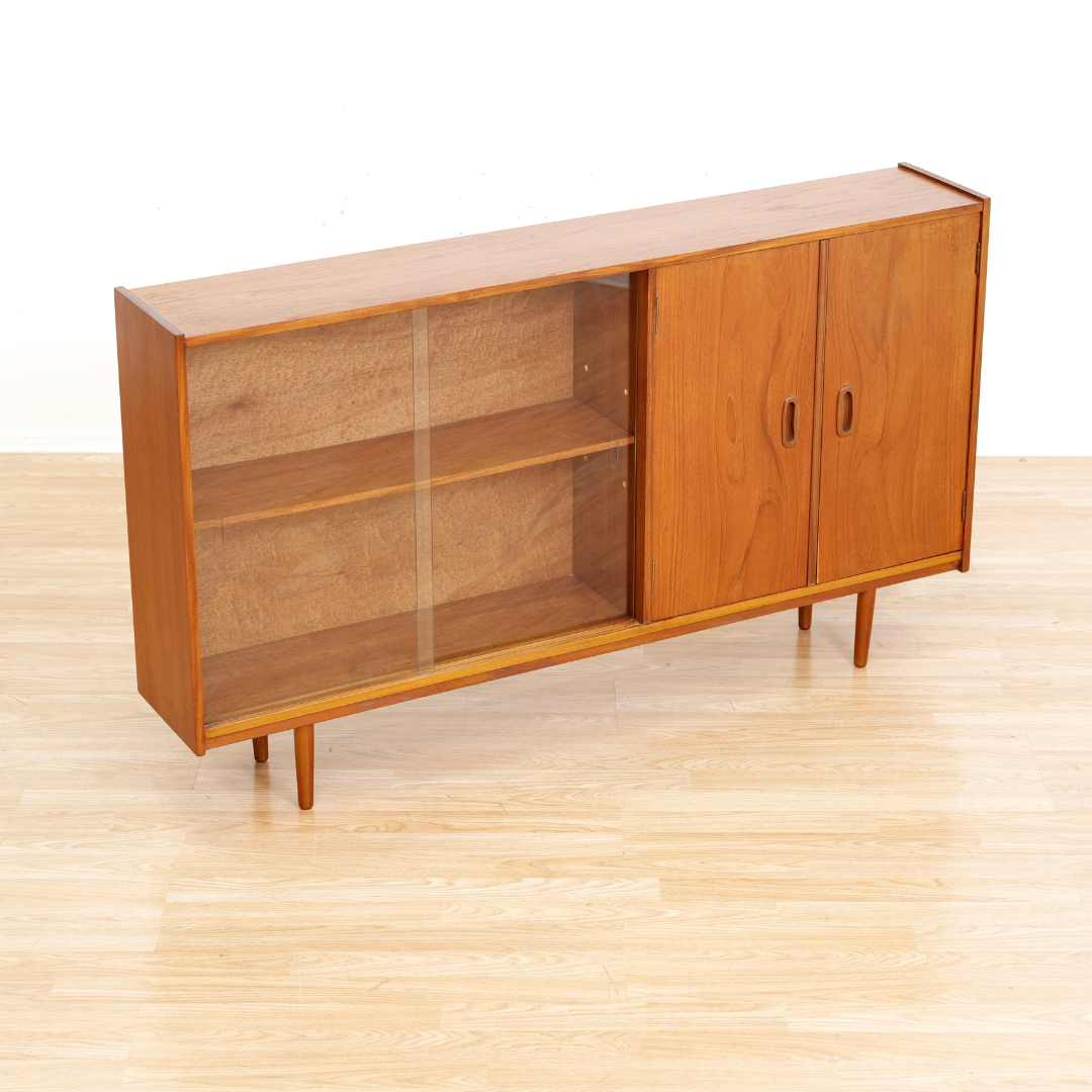 SLIM MID CENTURY DANISH TEAK SIDEBOARD DISPLAY CABINET